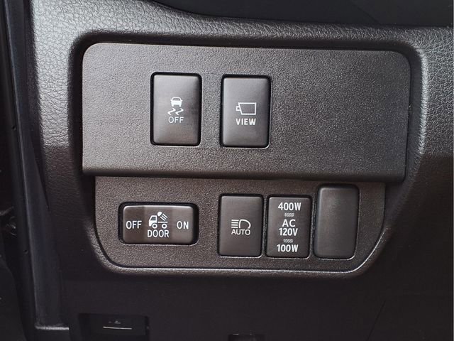 Used 2023 Toyota Tacoma TRD Sport w/ Advanced Technology Package image 15