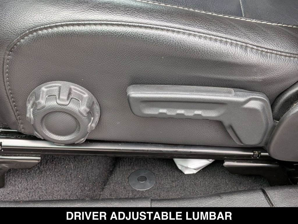 Used 2019 Jeep Wrangler Unlimited Sahara AWD/4WD image 14