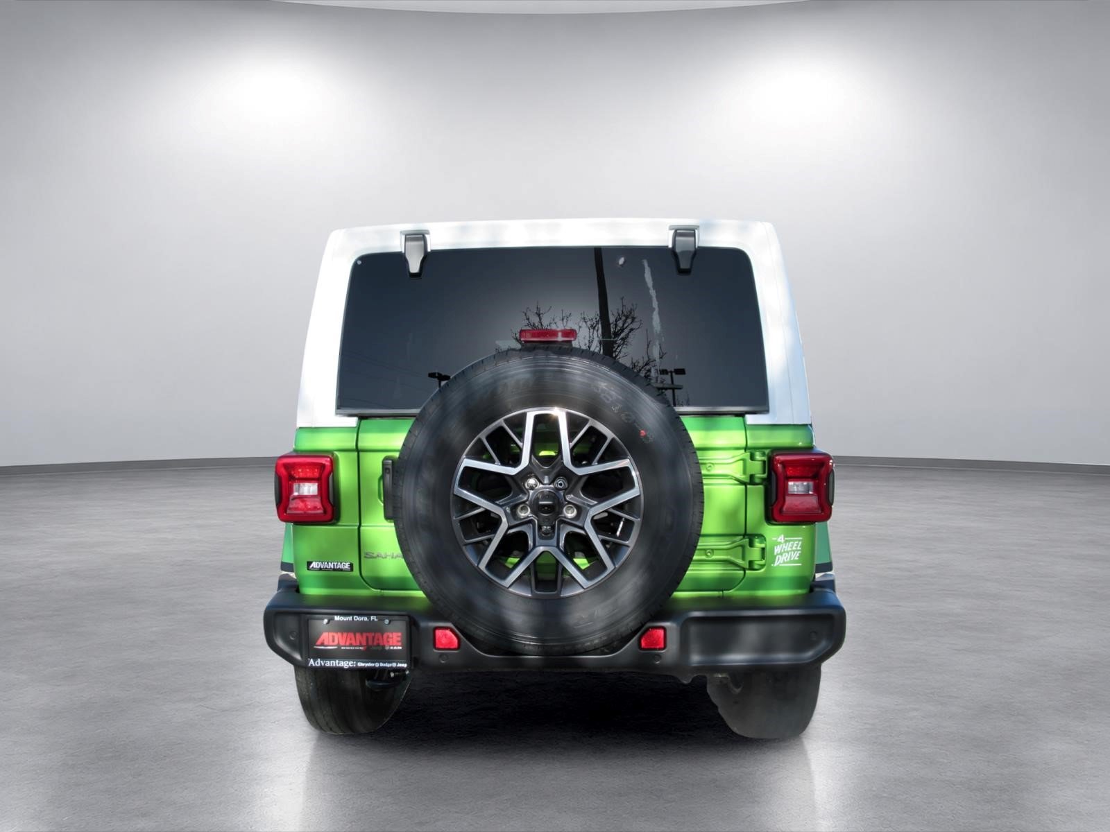 New 2026 Jeep Wrangler Unlimited Sahara w/ Whitecap Package AWD/4WD image 6