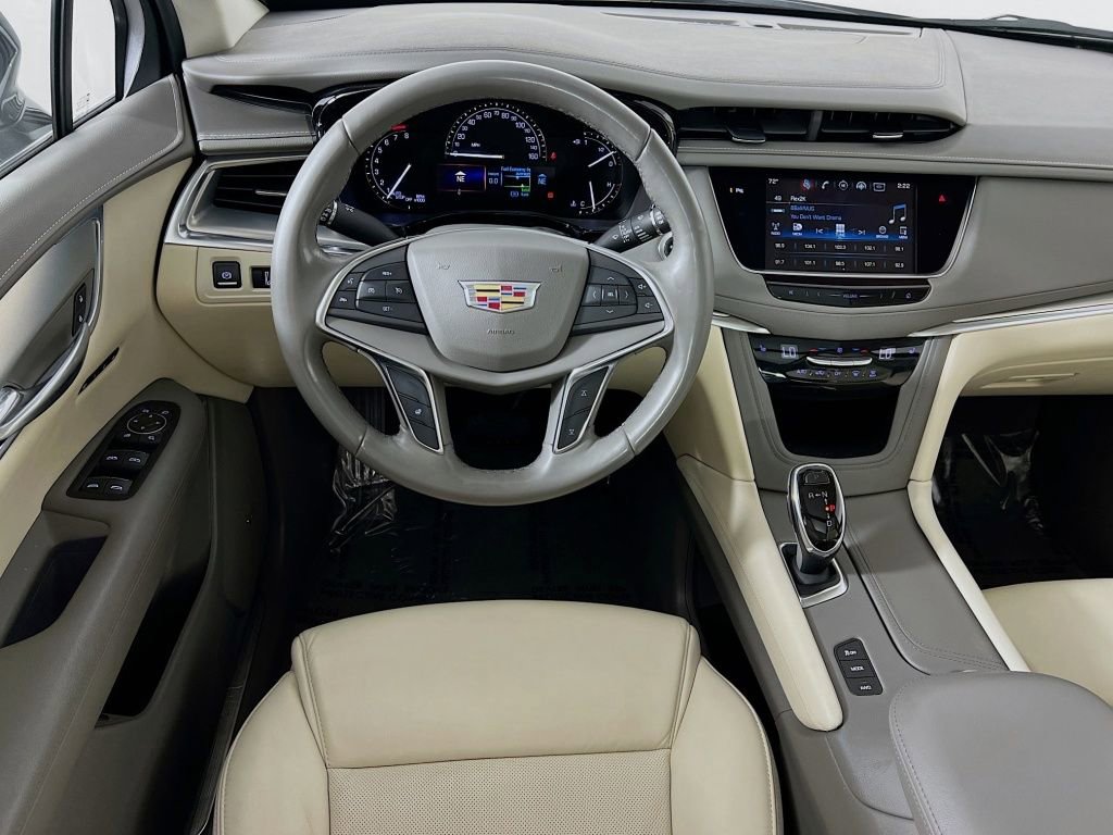 Used 2018 Cadillac XT5 Luxury image 23