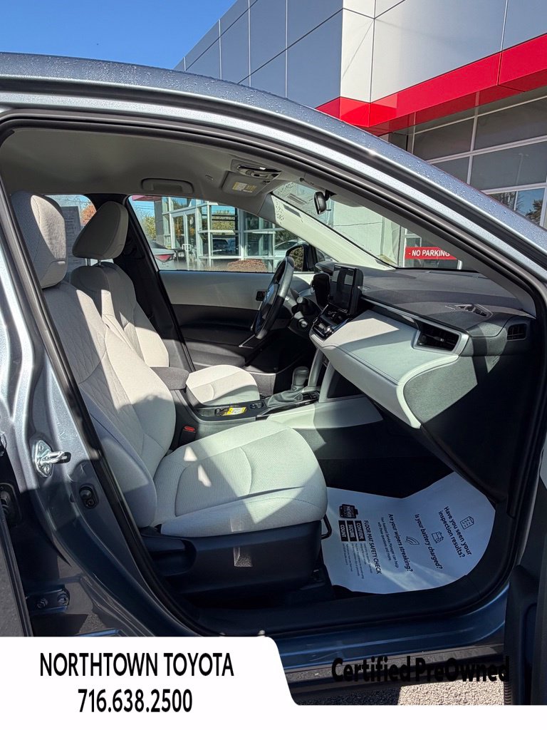 Used 2024 Toyota Corolla Cross L AWD/4WD image 16