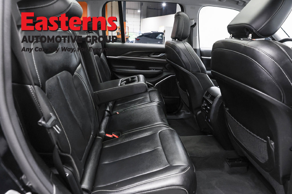 Used 2023 Jeep Grand Cherokee 4WD 4xe image 27