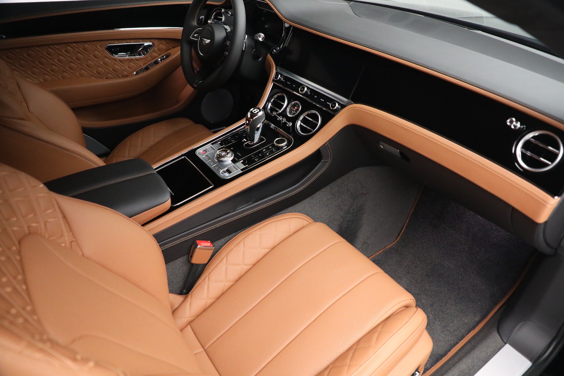 Certified 2022 Bentley Continental GT AWD/4WD image 21