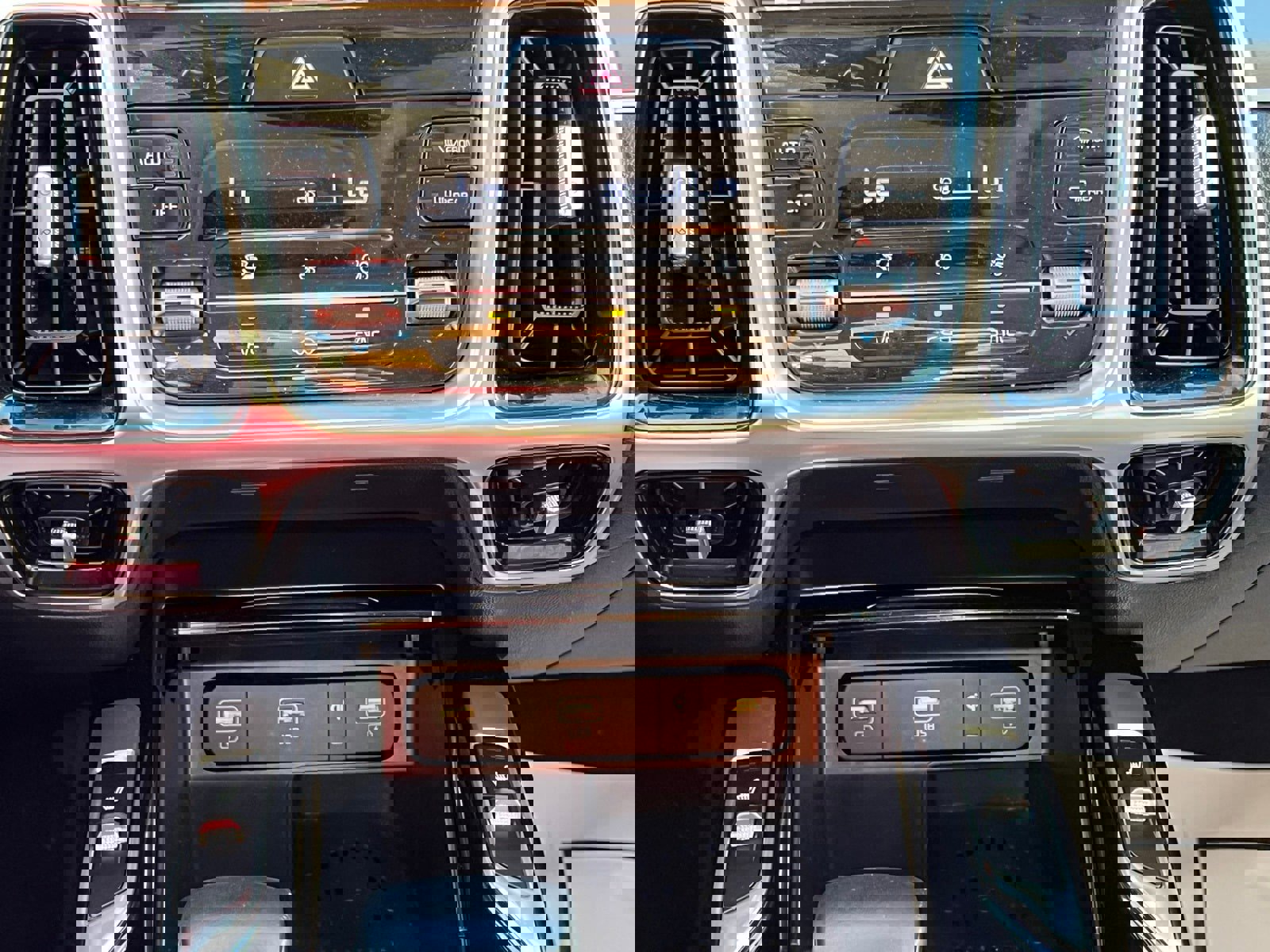 Used 2021 Kia Sorento SX image 35