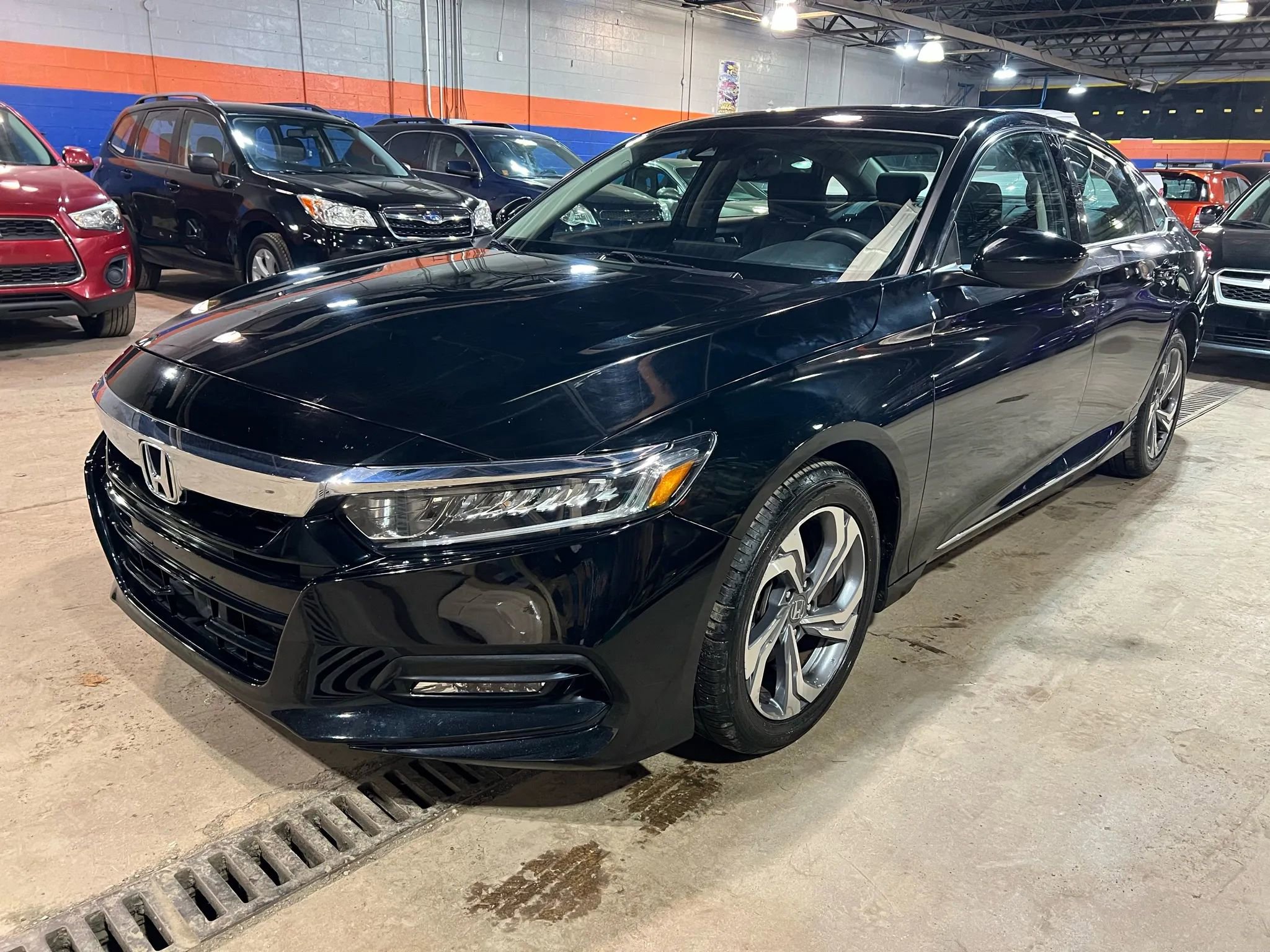 Used 2018 Honda Accord EX image 7