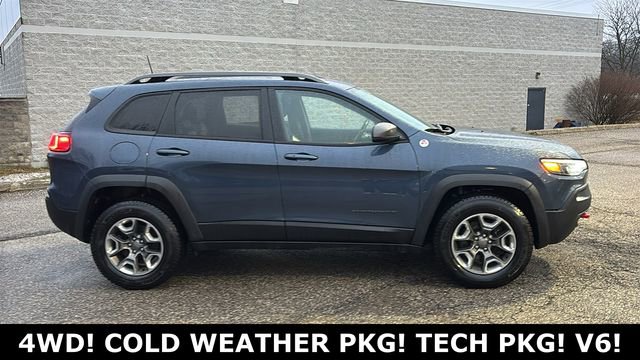 Used 2019 Jeep Cherokee Trailhawk w/ Cold Weather Group image 28