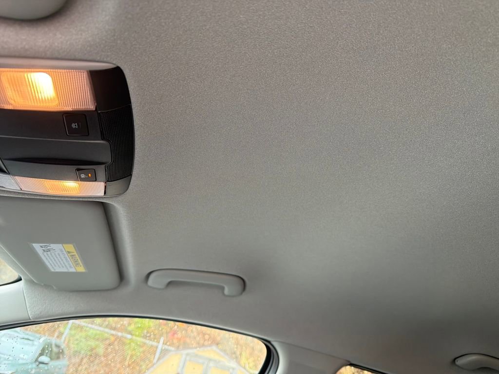 New 2025 Kia Niro Wind image 19