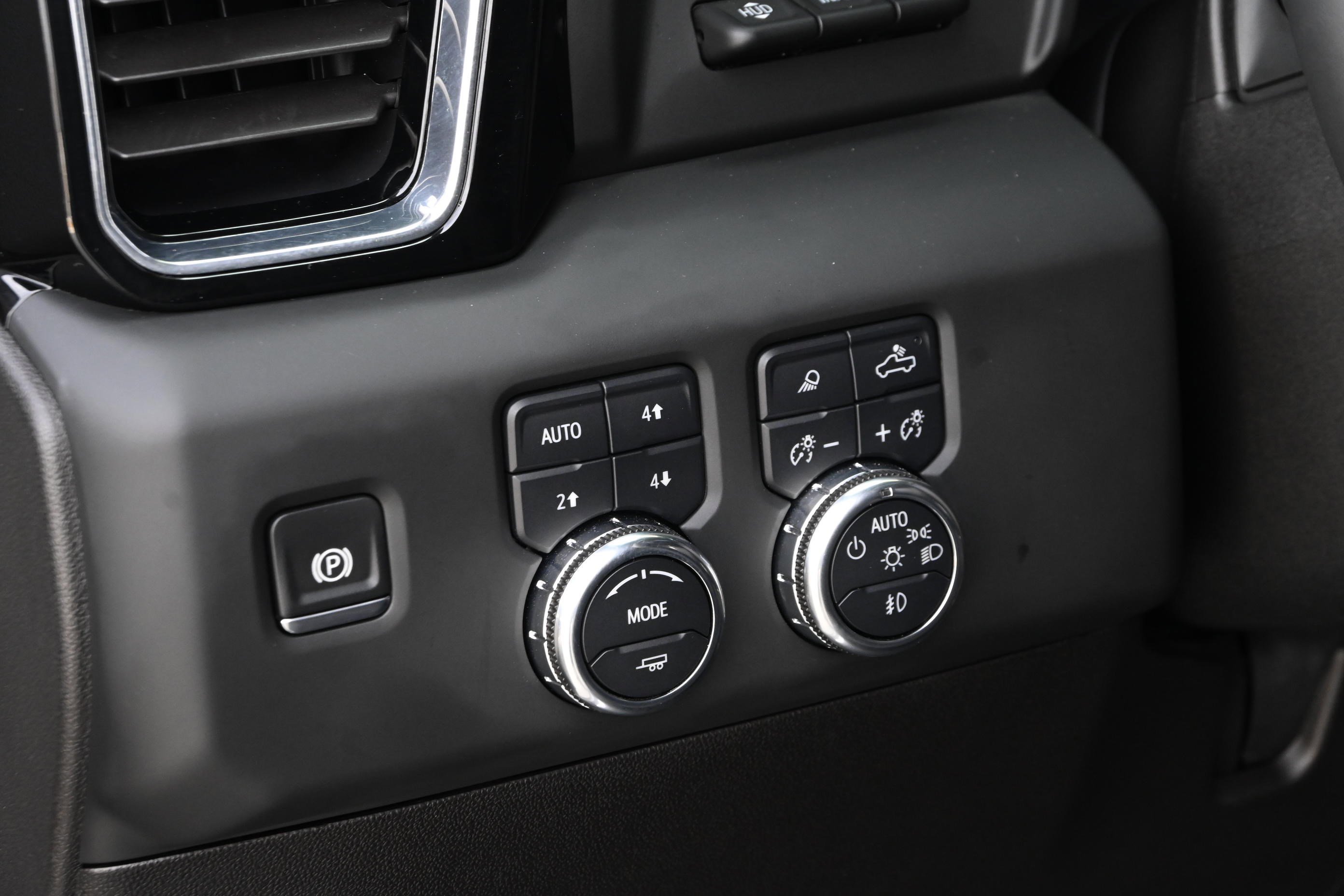 Used 2024 GMC Sierra 2500 Denali w/ Denali Reserve Package image 28