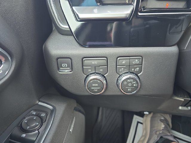 New 2026 GMC Sierra 1500 Elevation w/ Elevation Premium Package AWD/4WD image 20