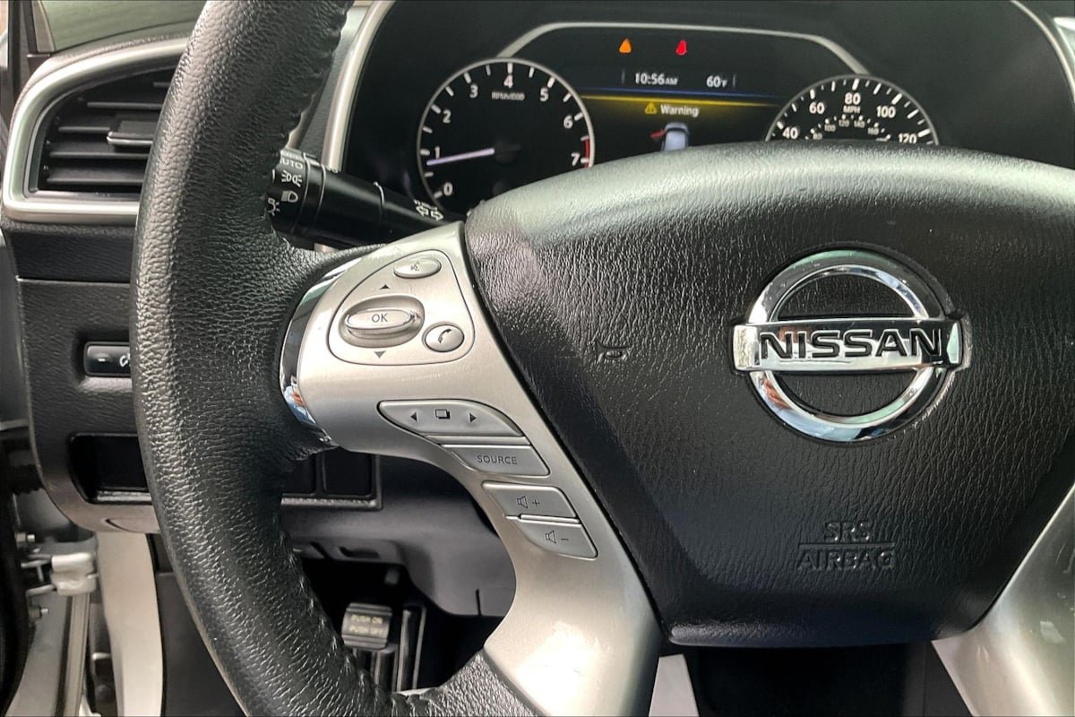 Used 2016 Nissan Murano SV AWD/4WD image 11