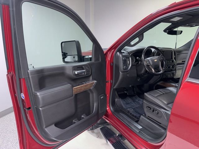 Used 2020 Chevrolet Silverado 2500 High Country w/ Z71 Off-Road Package AWD/4WD image 11