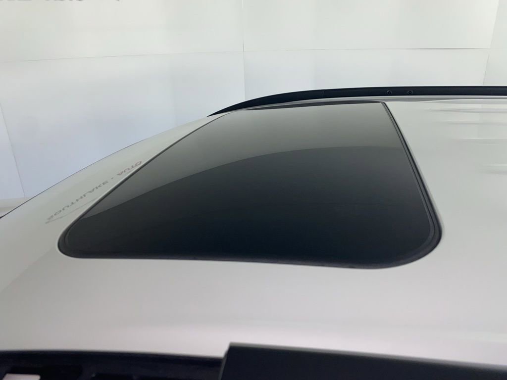 Used 2016 Mitsubishi Outlander SEL image 15