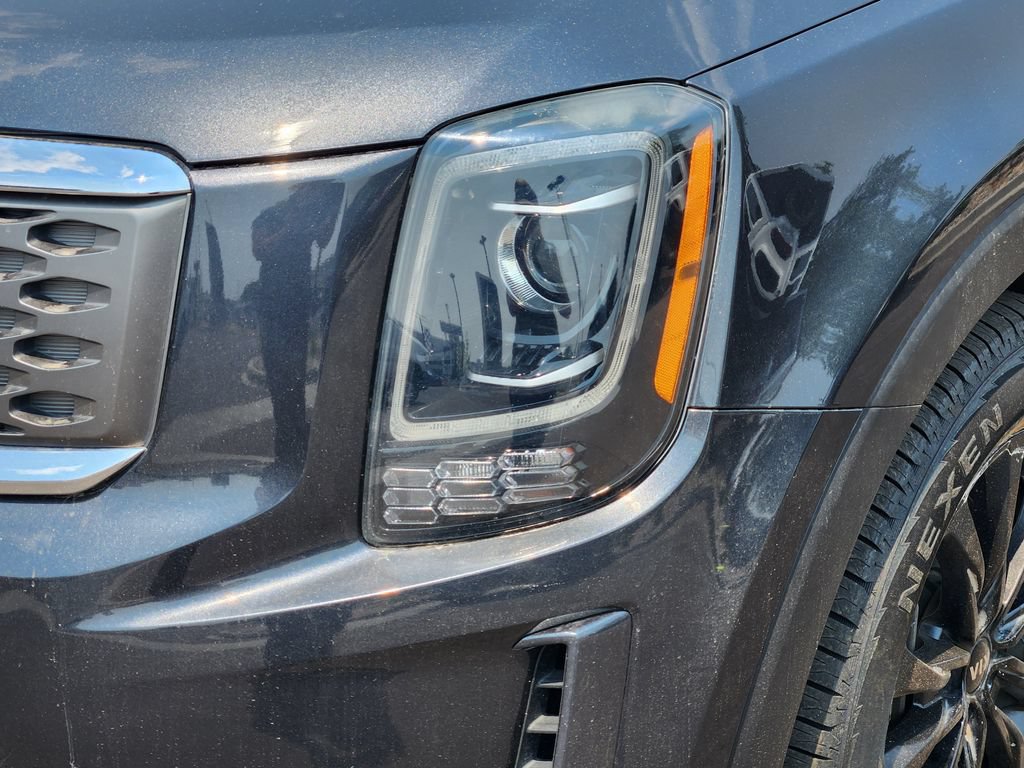 Used 2020 Kia Telluride LX AWD/4WD image 8