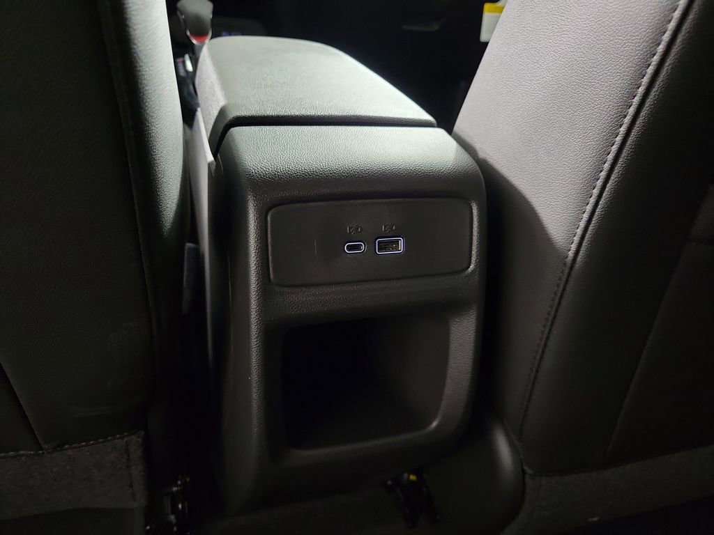 New 2026 Chevrolet Trax RS w/ Sunroof Package FWD image 16