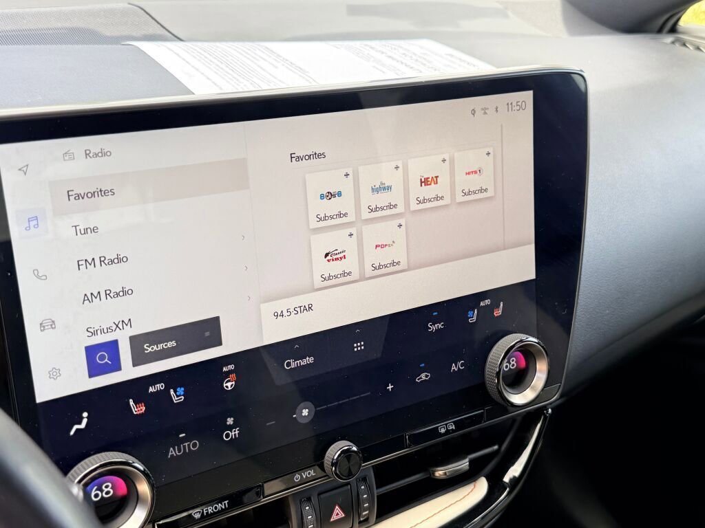 Used 2022 Lexus NX 350h AWD image 7