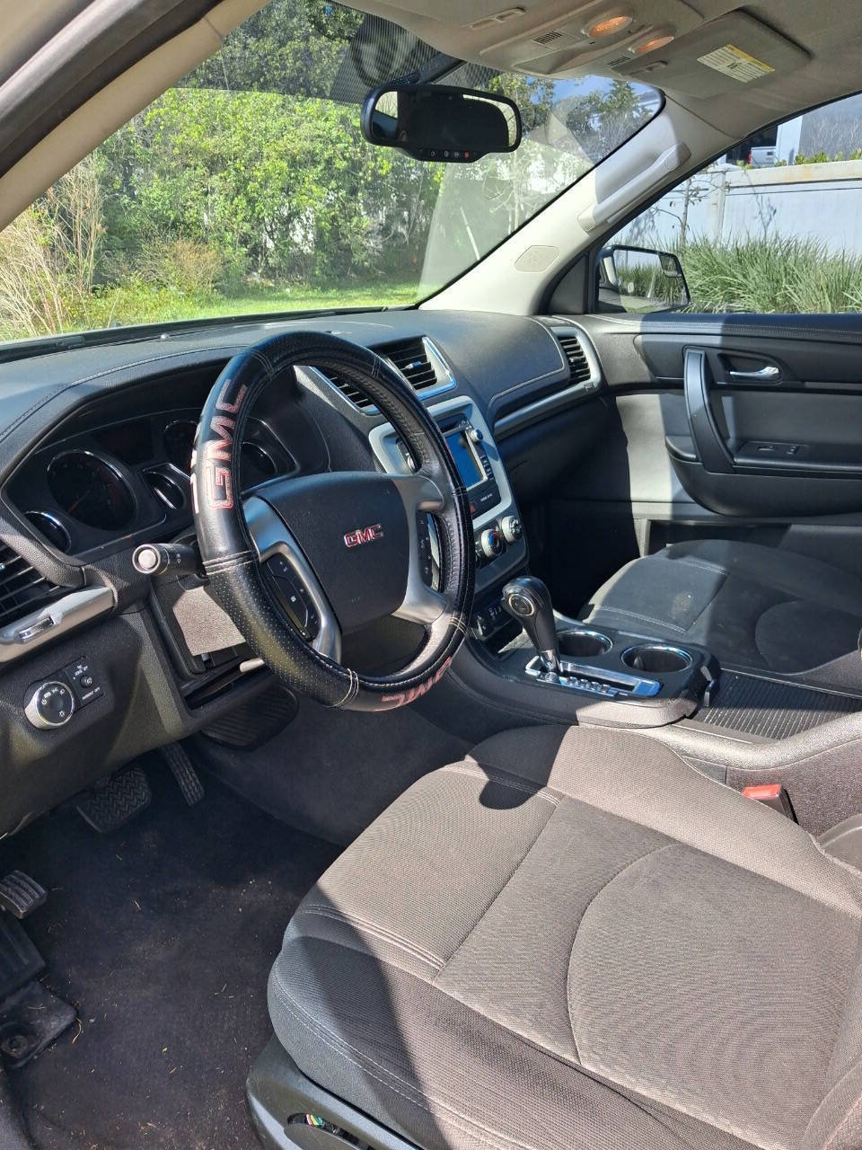 Used 2013 GMC Acadia SLE FWD image 11