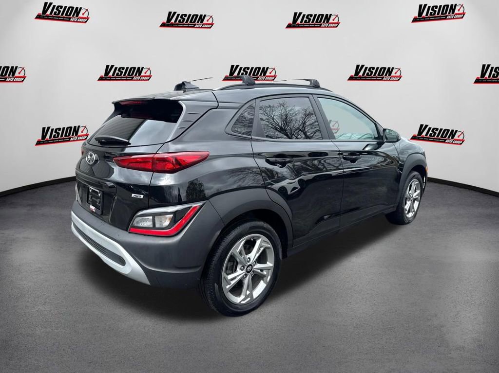 Used 2023 Hyundai Kona SEL image 5