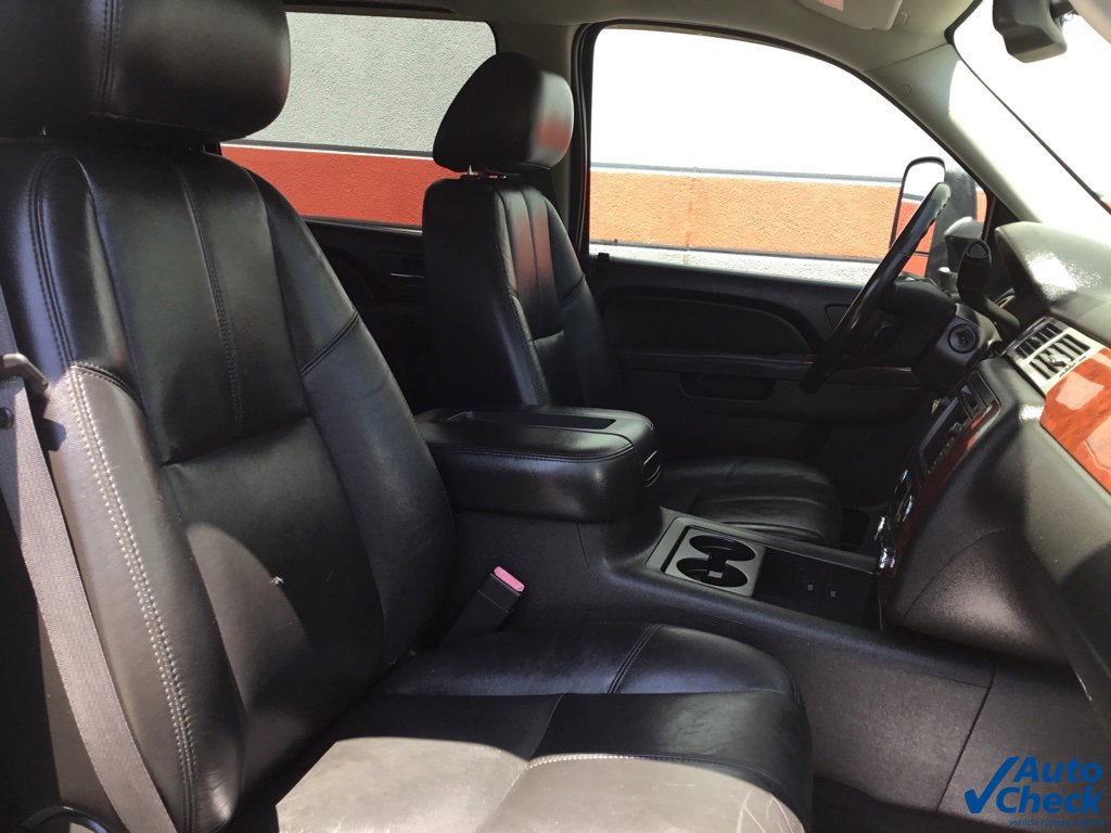 Used 2011 Chevrolet Silverado 3500 LTZ w/ Snow Plow Prep Package image 40