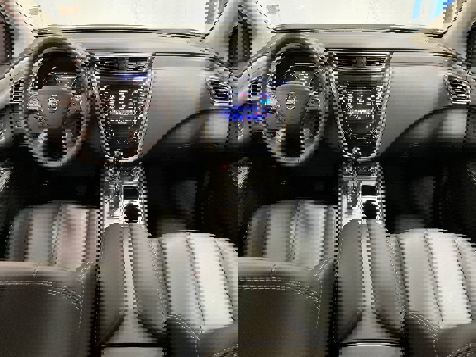 Used 2024 Nissan Murano SV image 15