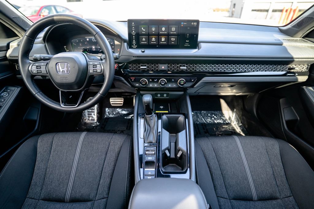 Used 2025 Honda Accord Sport image 13