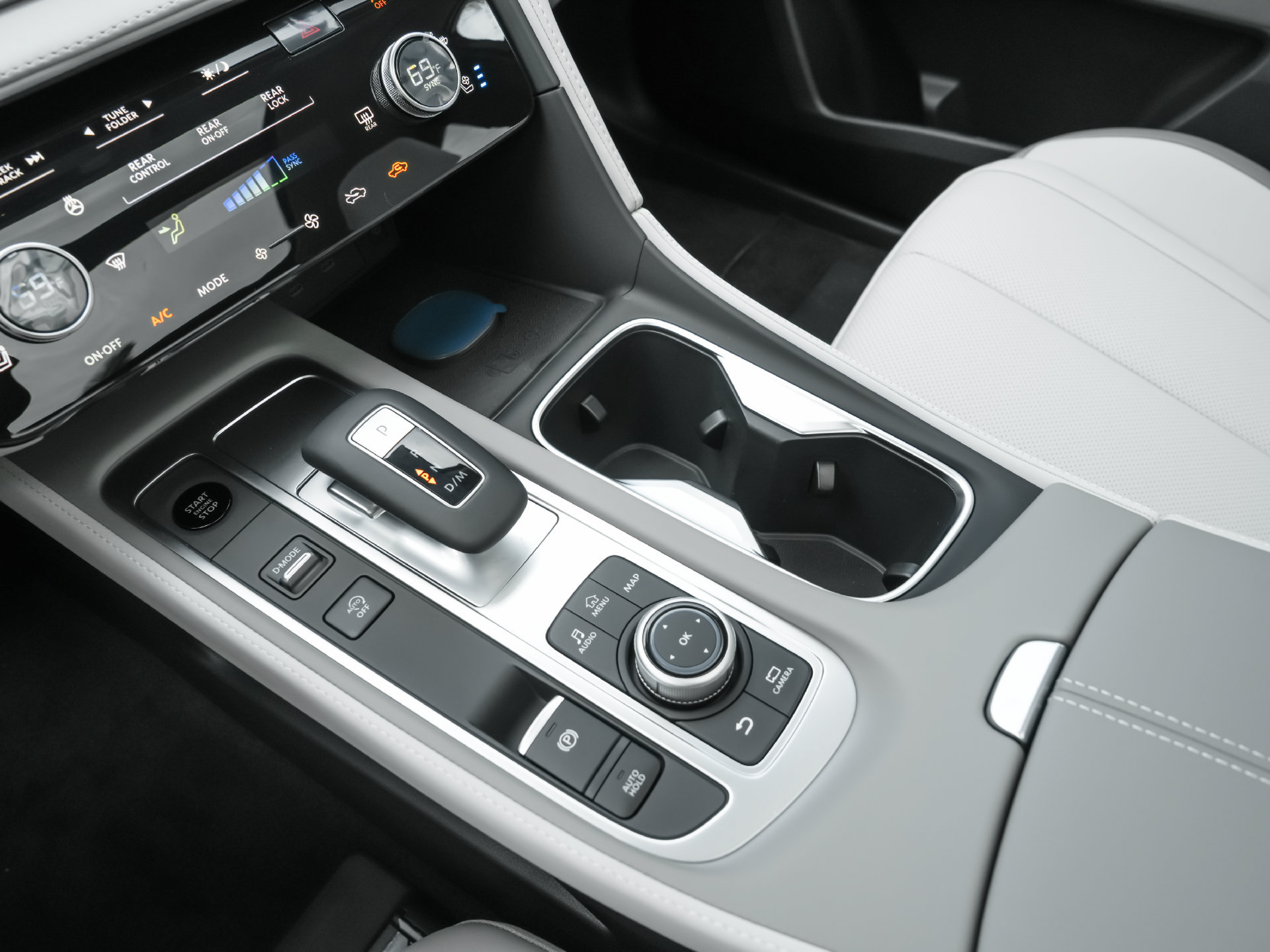 New 2027 INFINITI QX60 Luxe FWD image 12