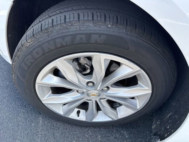 Used 2024 Chevrolet Malibu LT FWD image 12