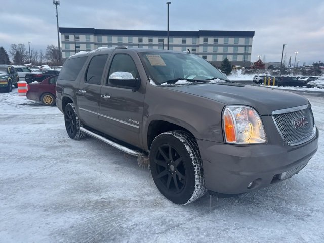 Used 2013 GMC Yukon XL Denali image 12