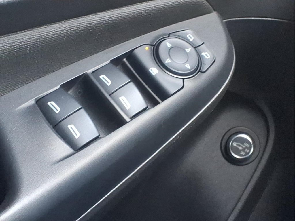 Used 2025 Buick Envista Avenir FWD image 26
