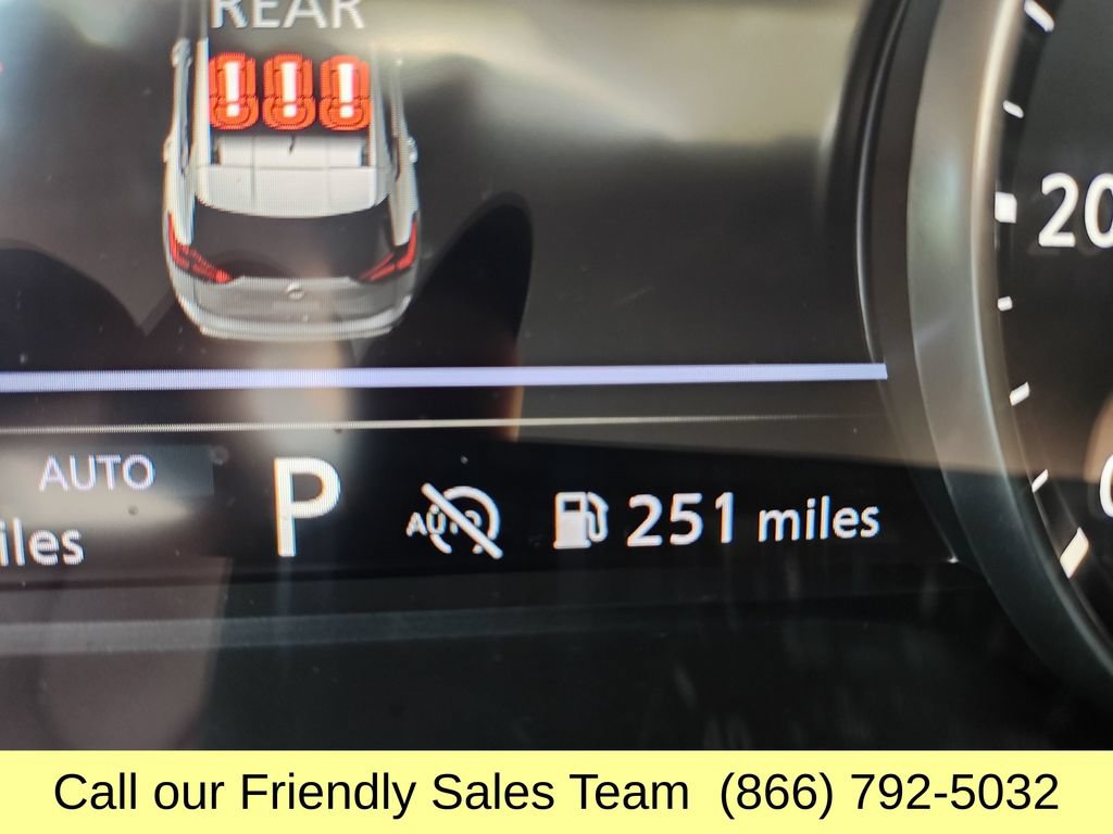 Used 2024 Nissan Rogue S AWD/4WD image 17