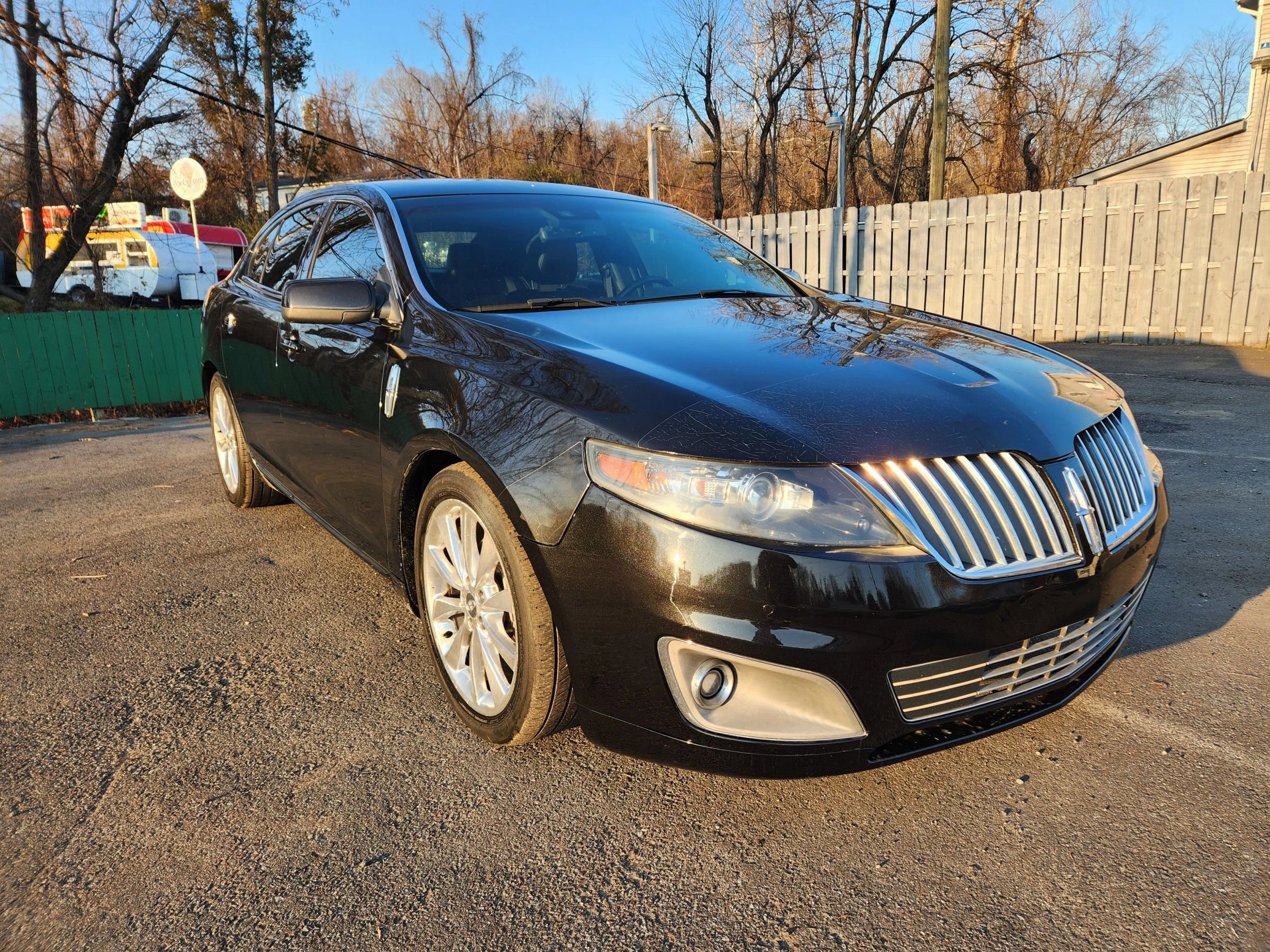 Used 2012 Lincoln MKS AWD image 3