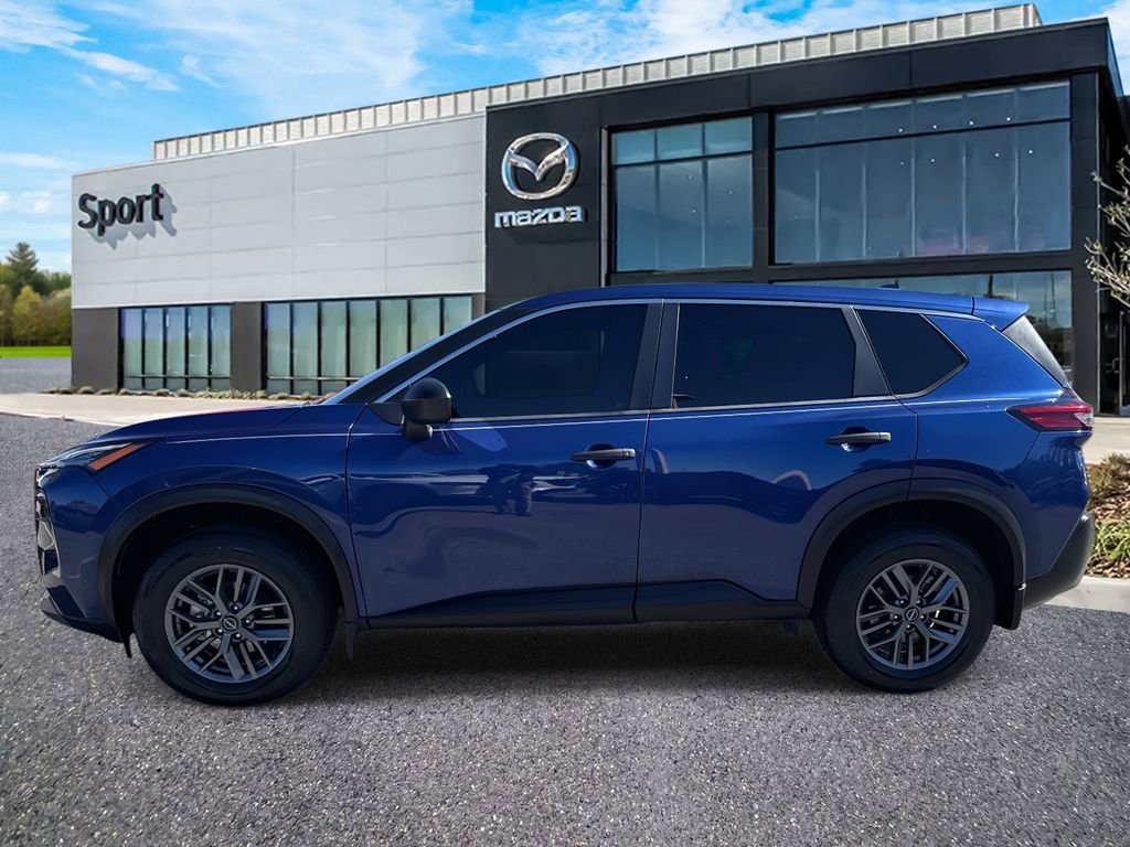 Used 2022 Nissan Rogue S image 7