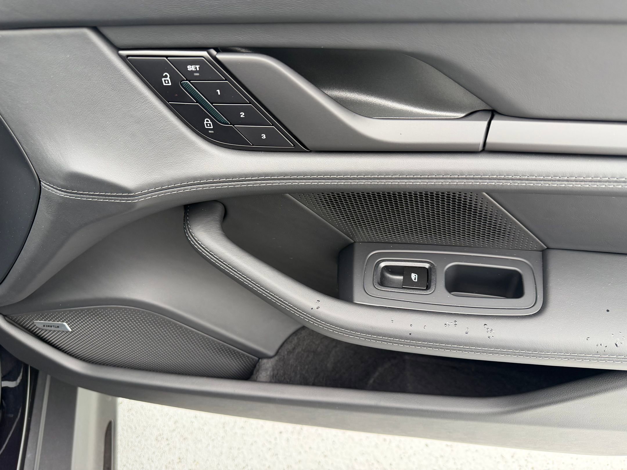 New 2026 Porsche Taycan AWD/4WD image 17