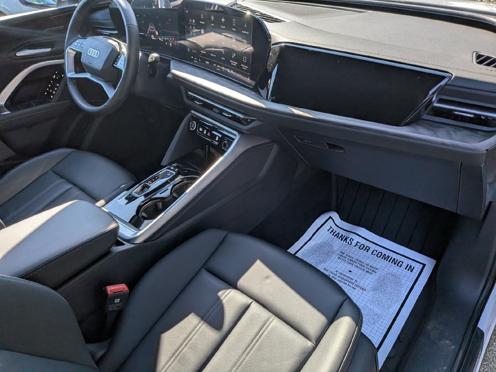 Used 2025 Audi Q5 Premium w/ Premium Plus AWD/4WD image 36