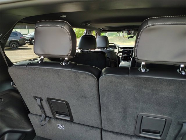 New 2025 Jeep Grand Cherokee L Altitude image 5