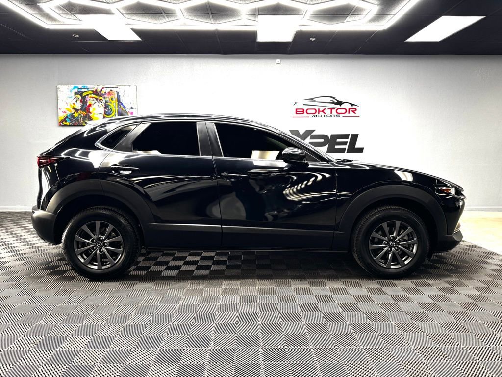 Used 2020 MAZDA CX-30 FWD image 17