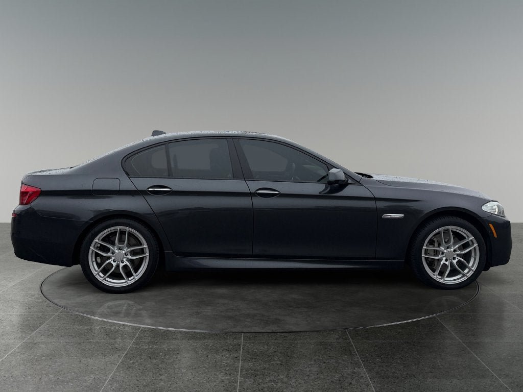 Used 2012 BMW 550i Sedan RWD image 10