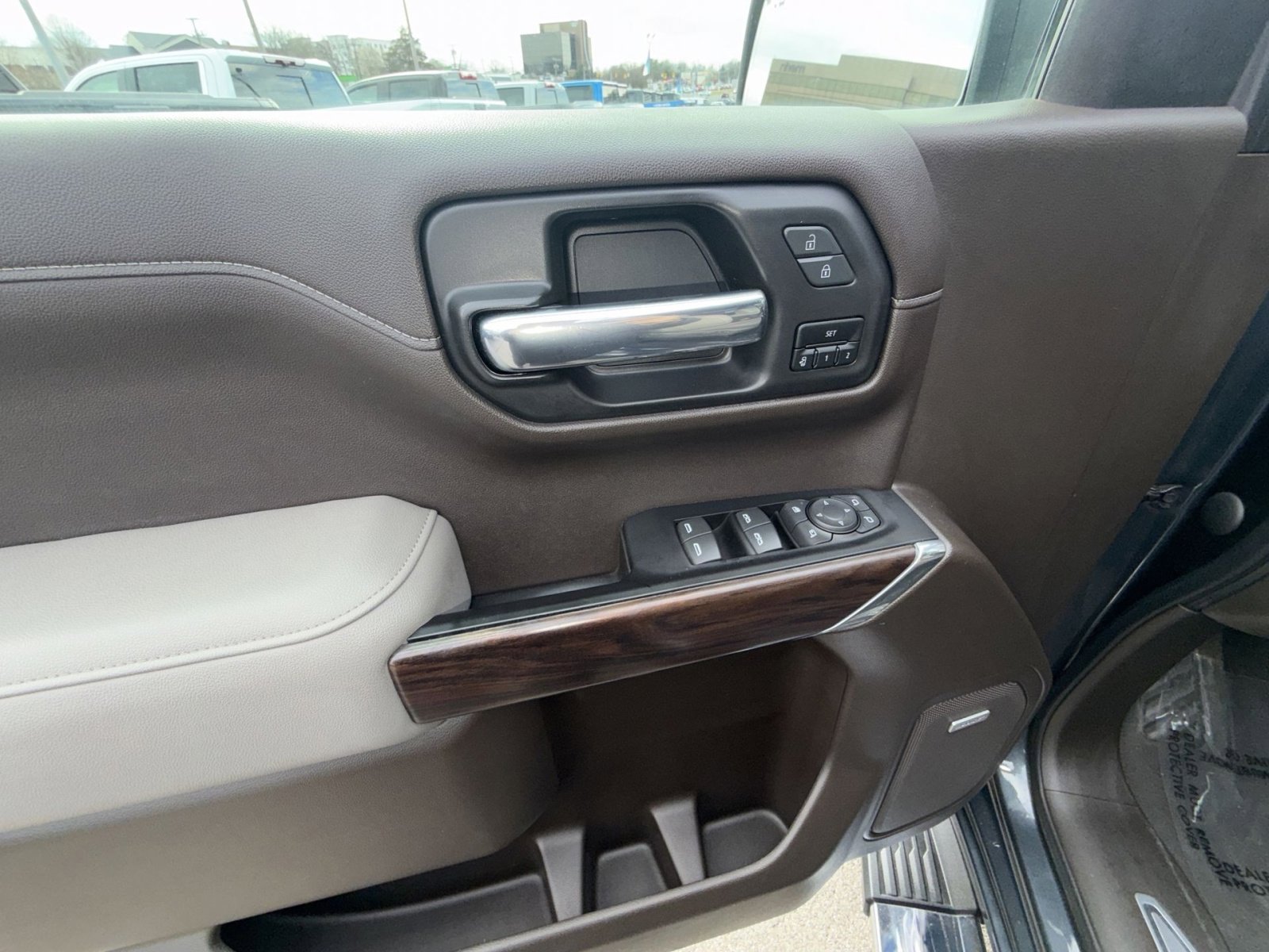 Used 2022 GMC Sierra 1500 SLT w/ SLT Premium Plus Package image 15