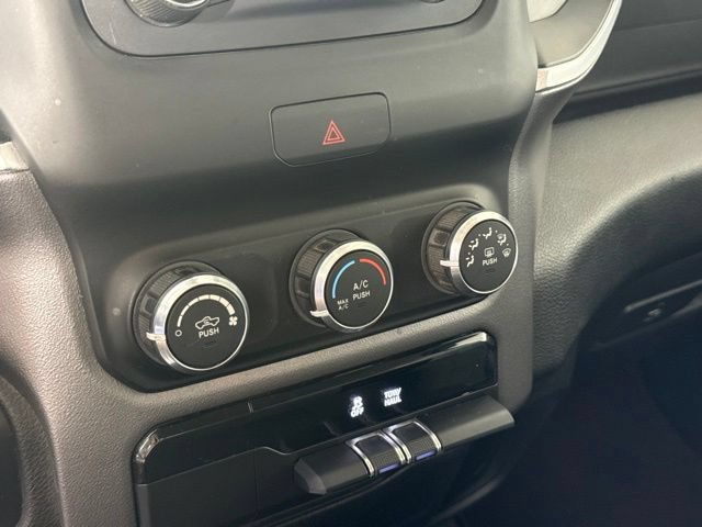 Used 2019 RAM 1500 Big Horn AWD/4WD image 24
