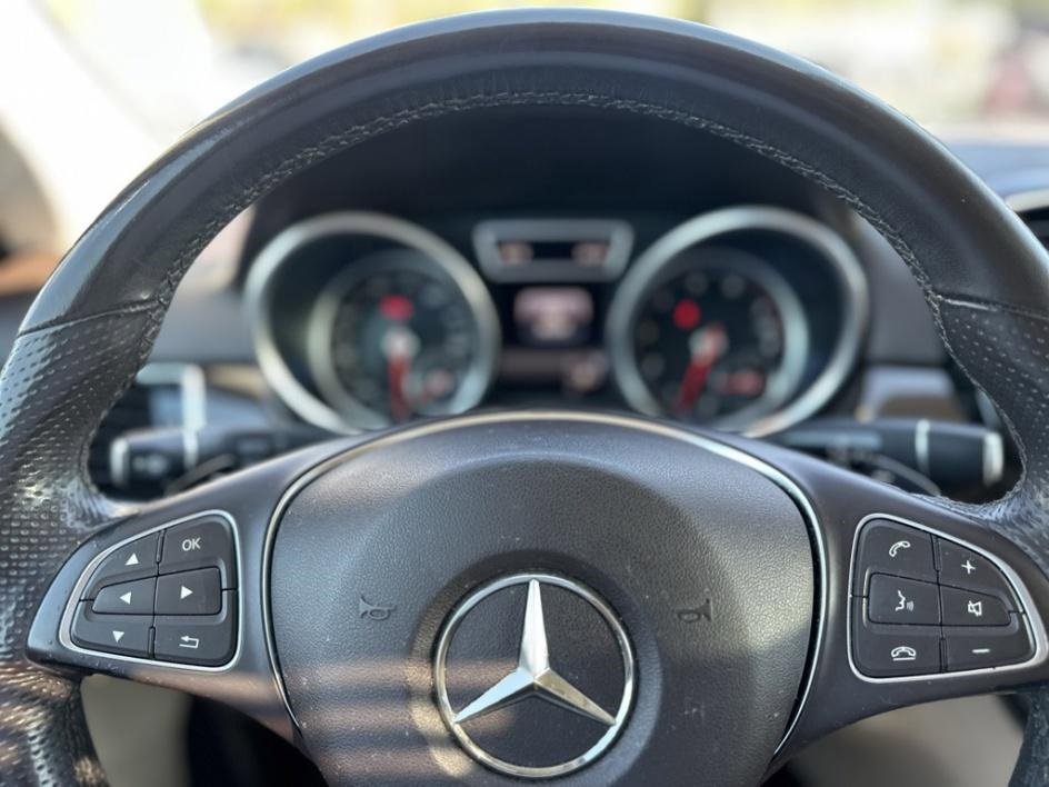 Used 2018 Mercedes-Benz GLE 350 w/ Premium 1 Package image 26