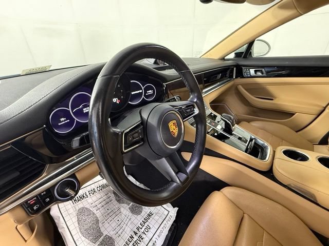 Used 2021 Porsche Panamera RWD image 17