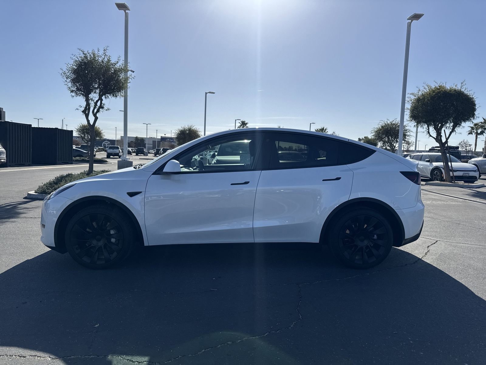 Used 2023 Tesla Model Y Long Range image 9