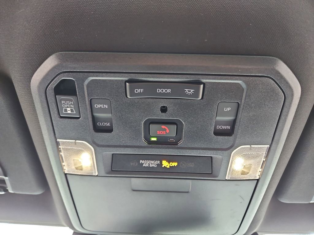 Used 2025 Toyota Tacoma TRD Off-Road image 22