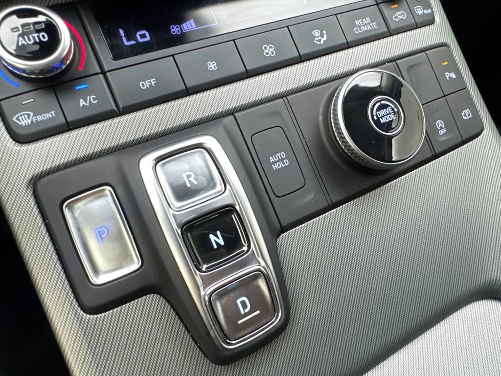 Used 2025 Hyundai Palisade SE FWD image 69