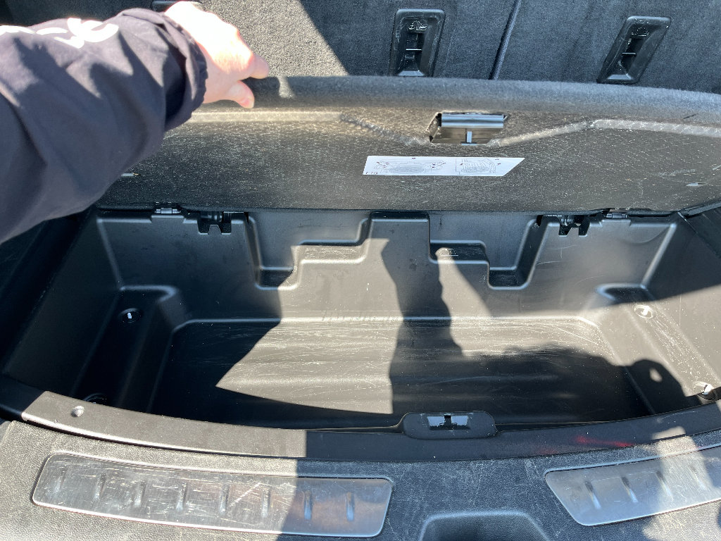 Used 2024 Buick Enclave Premium FWD image 17
