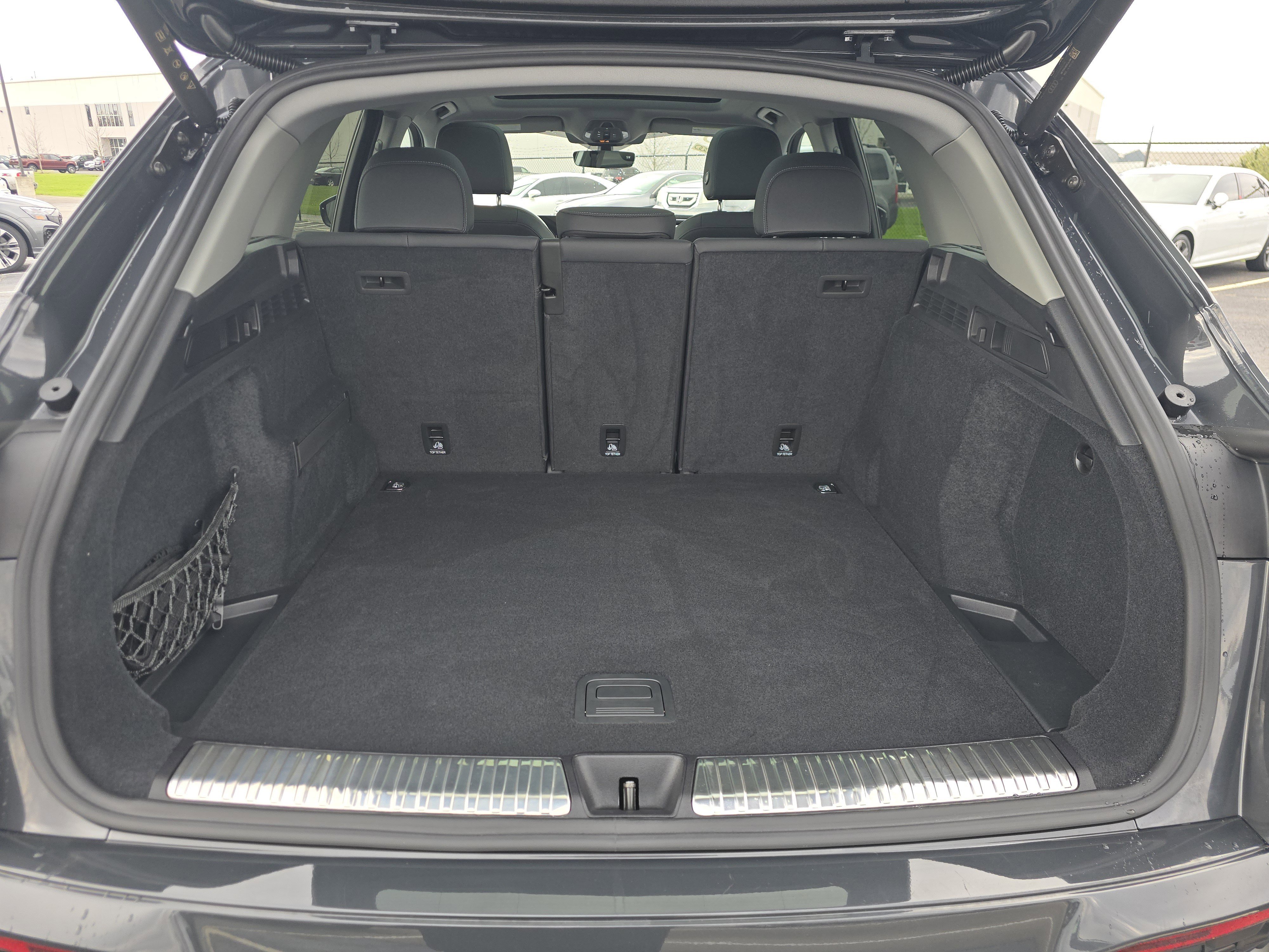 Certified 2025 Audi Q5 Premium w/ Convenience Package AWD/4WD image 18