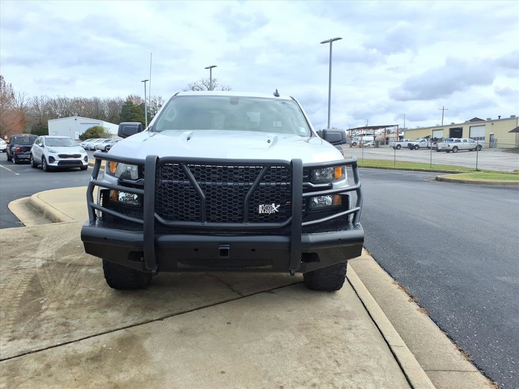 Used 2022 Chevrolet Silverado 1500 Custom Trail Boss w/ LPO, Dark Essentials Package AWD/4WD image 2
