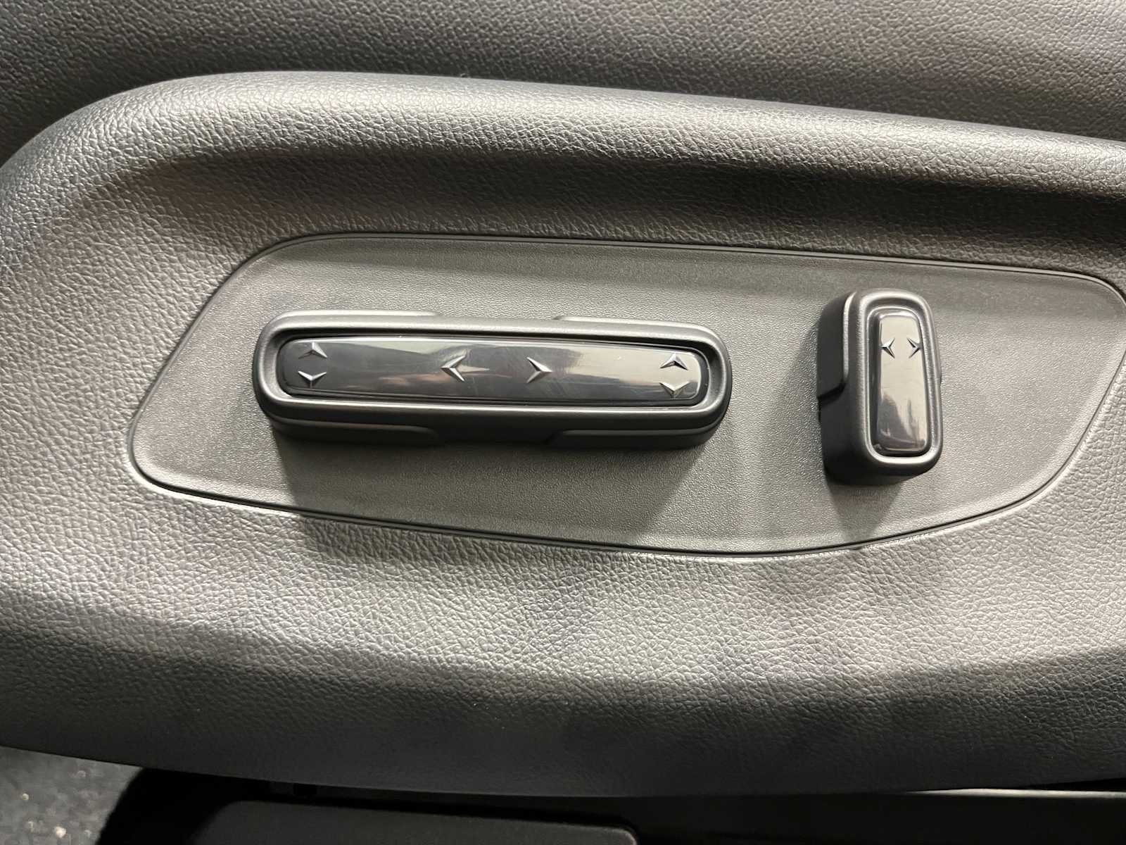 New 2027 Honda HR-V EX-L image 13