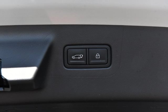 Used 2025 Hyundai Santa Fe SEL AWD/4WD image 26