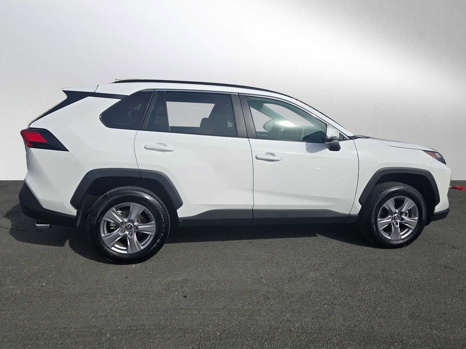 Used 2025 Toyota RAV4 XLE w/ Weather Package image 2