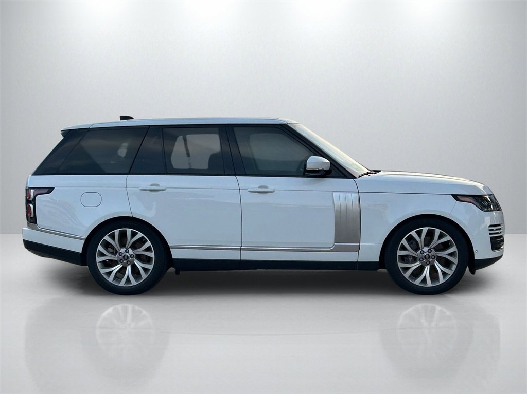 Used 2022 Land Rover Range Rover P525 Westminster Edition image 4